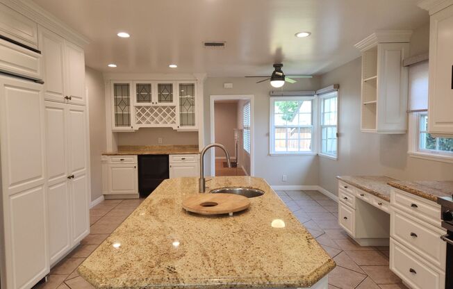 3bed/2bath 2,033sqft+GARAGE, SOLAR PANELS and PRIVATE YARD in Sherman Oaks available for long-term lease.