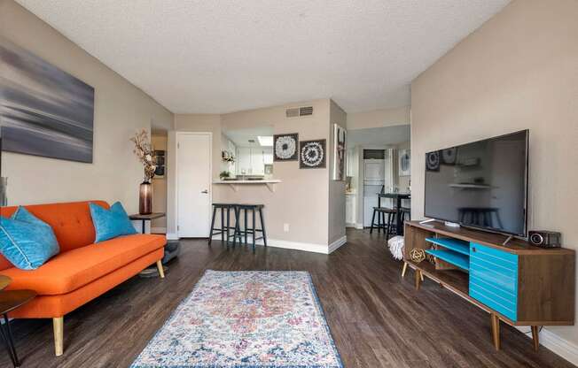 Living Area, Kitchen, Bar, Entertainment, Interior, Interior Design, Laundry, Table