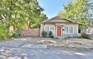 3 beds, 2 baths, $1,600