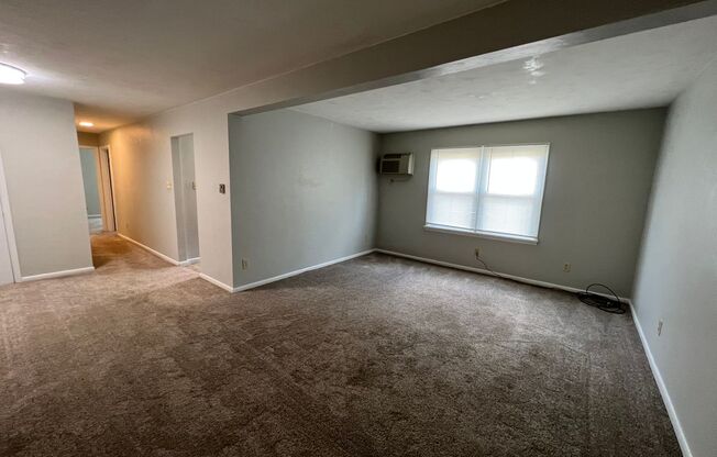 2 beds, 1 bath, 850 sqft, $1,040, Unit 3-D