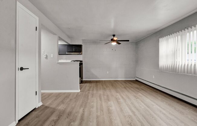 1 bed, 1 bath, 511 sqft, $945, Unit Unit 17