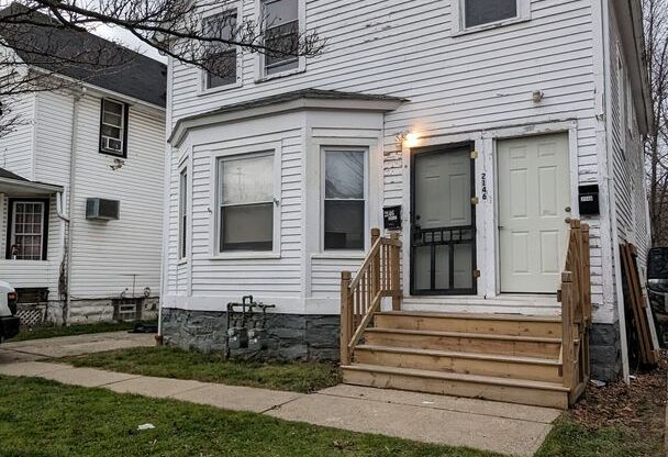 2146 W 81 ST