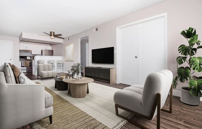 2 beds, 1 bath, 780 sqft, $1,348, Unit 87