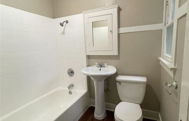 1 bed, 1 bath, 600 sqft, $1,895, Unit 752