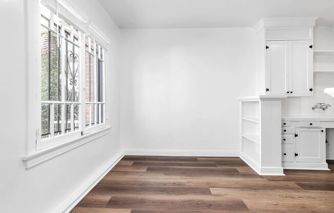 Studio, 1 bath, 560 sqft, $1,900, Unit 211