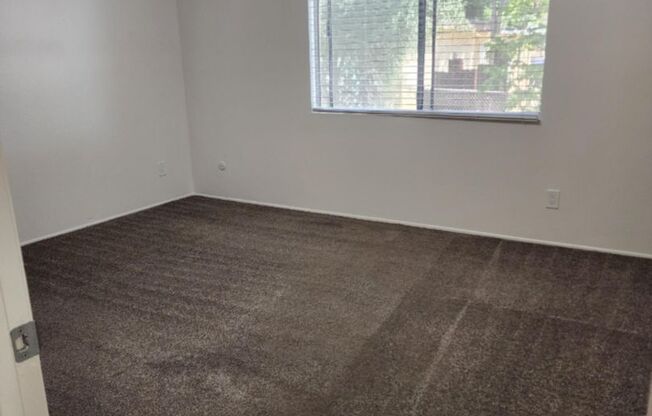 1 bed, 1 bath, 620 sqft, $1,750, Unit 08