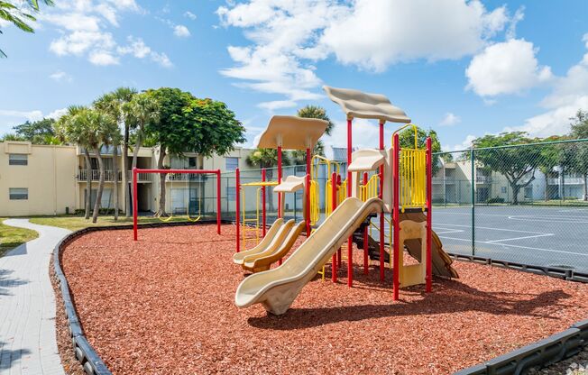 2 beds, 2 baths, 949 sqft, $1,865, Unit 415-204