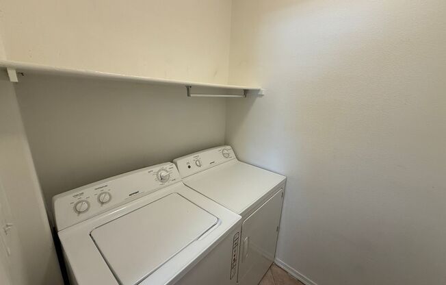 2 beds, 1 bath, $1,395, Unit # 2029