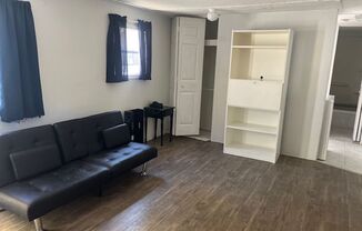 1 bed, 1 bath, $1,400