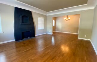 2 beds, 1.5 baths, $3,095, Unit 3610