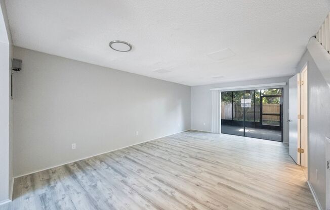 Renovated Town Home 2 bedroom 1.5 bath ** 1/2 off August Rent if Moved in by July 31st**