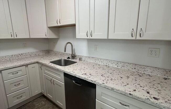 1 bed, 1 bath, 590 sqft, $2,500, Unit 777-228