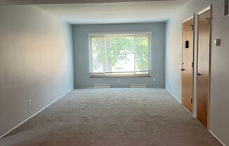 2 beds, 1 bath, $995, Unit Unit 3