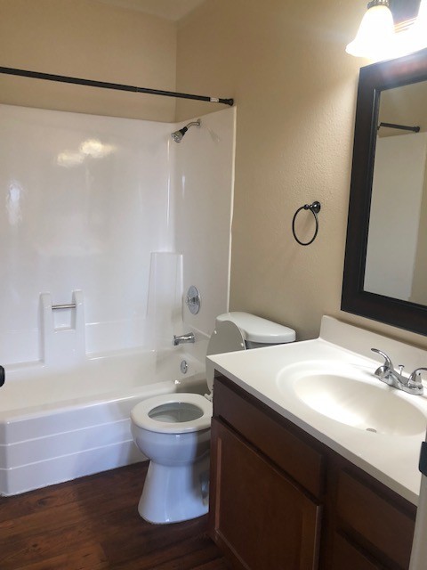 1 bed, 1 bath, 800 sqft, $1,945, Unit N17