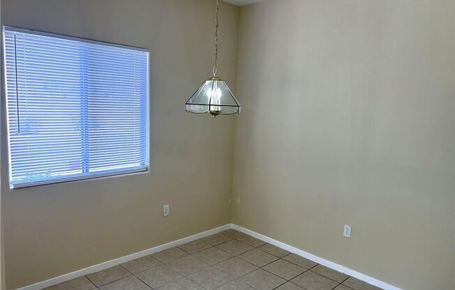 SUNRISE MANOR 1ST FLOOR UNIT IN GATED COMMUNITY!!