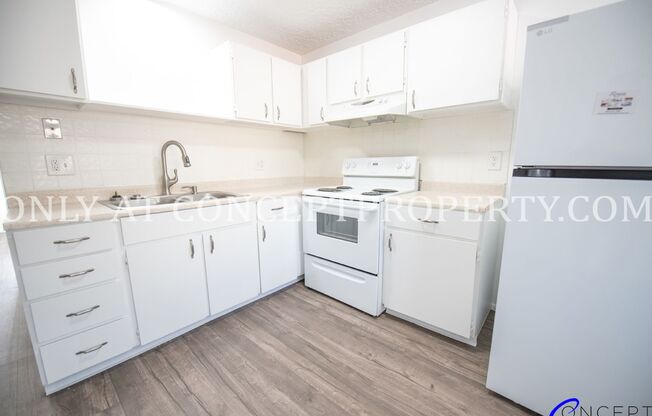 2 beds, 1 bath, 935 sqft, $1,399, Unit 15