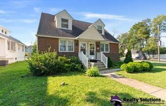 1236 KINGS HWY