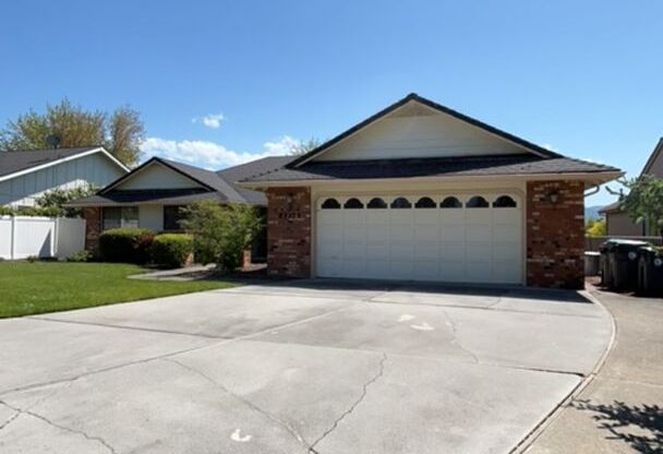 3 Bedroom 2.5 Bath House