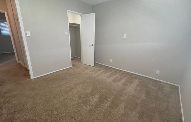 2 beds, 1 bath, $2,100, Unit L