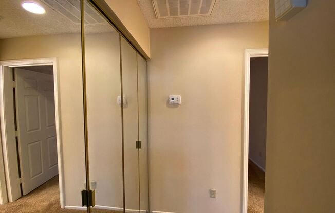 1 bed, 1 bath, $1,050, Unit # 257