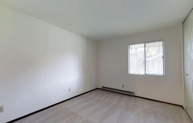 1 bed, 1 bath, $1,060, Unit 68