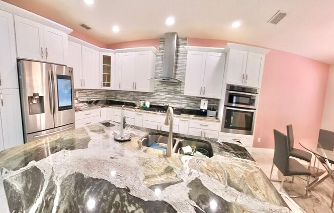 Find your perfect rental retreat at 10142 Silmarien Street in Orlando