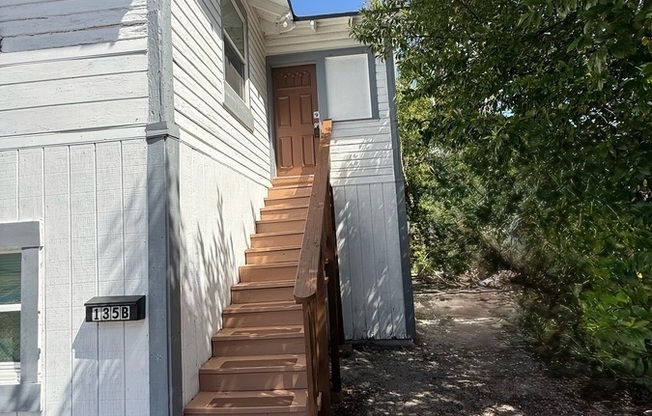 135 N MARTIN LUTHER KING JUNIOR AVE