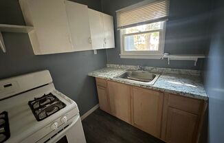 Studio, 1 bath, $1,195, Unit Unit #5