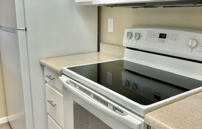 2 beds, 1 bath, 830 sqft, $1,349, Unit 101