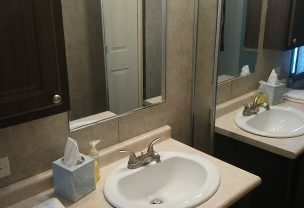 Cozy 1-Bedroom Home in Ideal Location – Perfect for a Low-Maintenance Lifestyle
