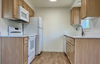 2 beds, 2 baths, 835 sqft, $1,700, Unit 700 N Pershing St #D