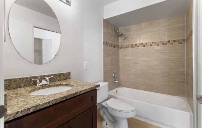 2 beds, 1 bath, 1,015 sqft, $2,050, Unit 08 - 823