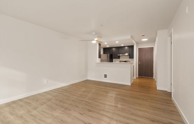 1 bed, 1 bath, 634 sqft, $2,345, Unit 309