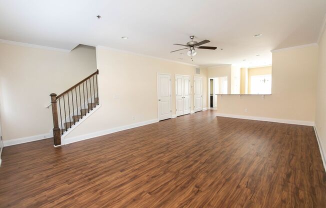 2 beds, 2.5 baths, $1,300
