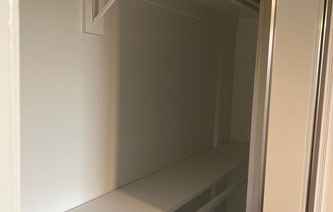 2 beds, 1 bath, 1,100 sqft, $2,475, Unit 241-39