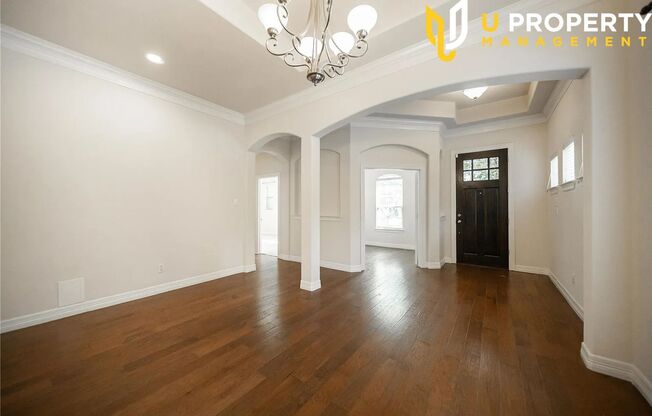 Elegant & Spacious Family Home for Rent – Prime Location with Scenic Views!