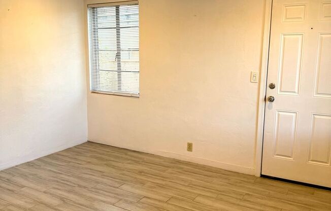 1 bed, 1 bath, $1,350, Unit # 2