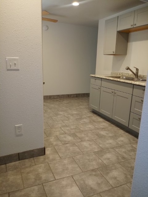 2 beds, 1 bath, $1,675