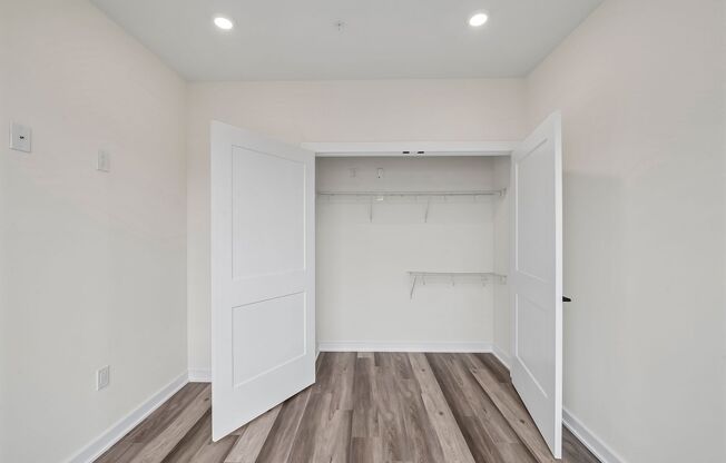 1 bed, 1 bath, 524 sqft, $1,350, Unit 301