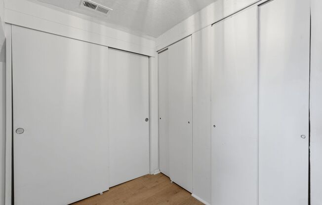 1 bed, 1 bath, $1,200, Unit 730-04