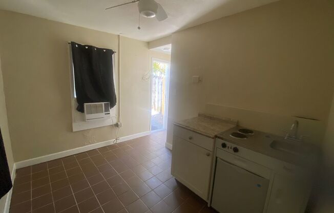 908 NE 17th Terr 1-6- BUY RENT SELL NOW LLC