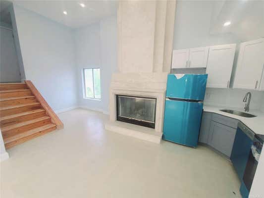 2 beds, 2 baths, $4,000