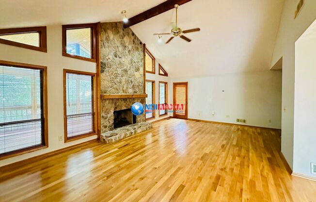 Nice spacious 4-bedroom house in Duluth