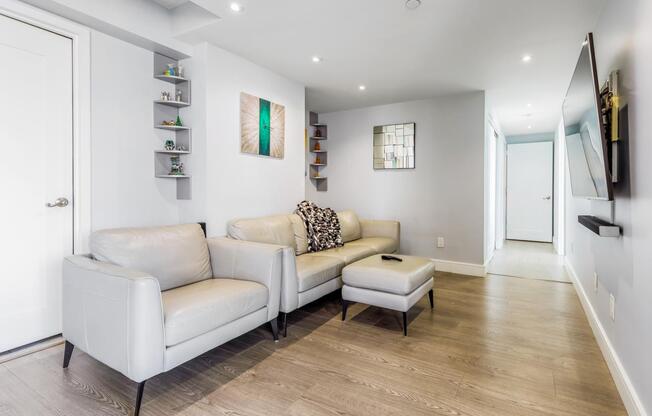 3 beds, 3 baths, 1,900 sqft, $8,500, Unit 29-K
