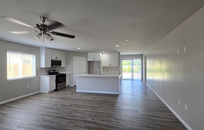 1837 Walnut Drive - House in Arvin, CA.