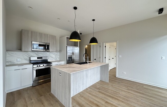 3205 NARRAGANSETT