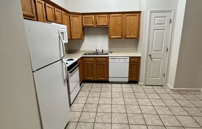 3 beds, 2 baths, $1,675