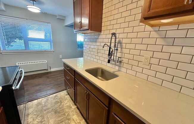 1 bed, 1 bath, $1,695