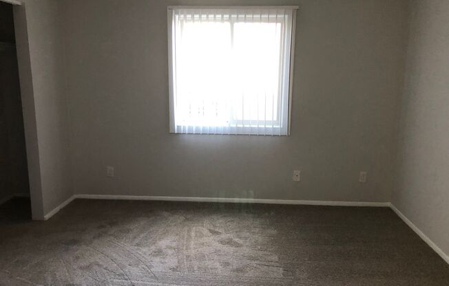 2 beds, 2 baths, 1,042 sqft, $1,249, Unit 5716D