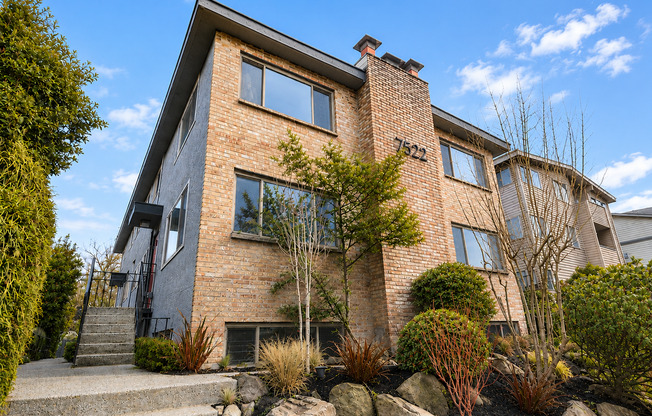 24th Ave NW - Located in Vibrant Ballard